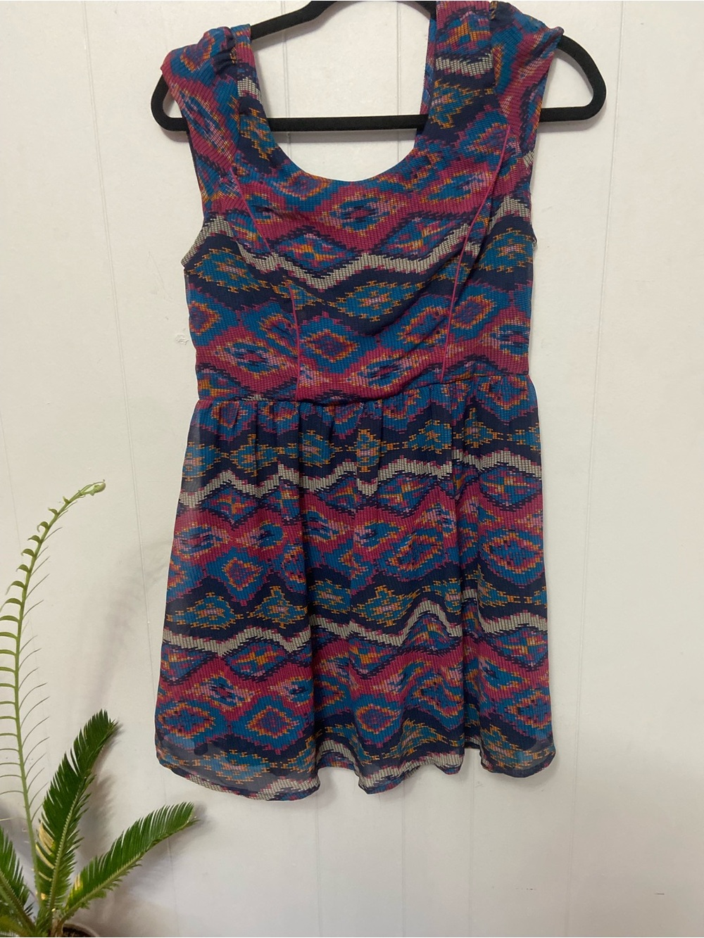 Band of Gypsies Blue & Pink Aztec-Print Sleeveless Casual Dress